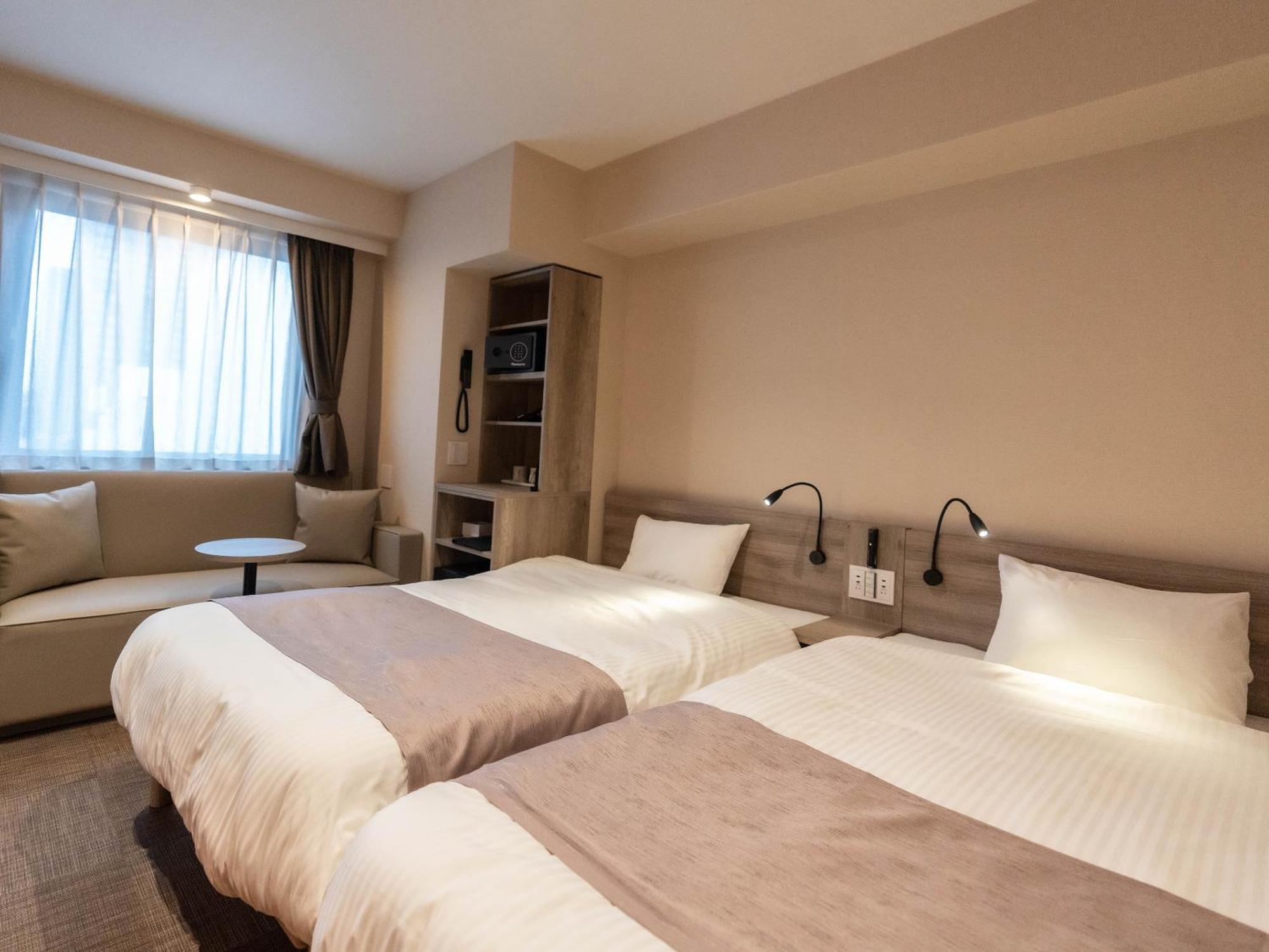 Sanrriott Shinsaibashi 3* 大阪