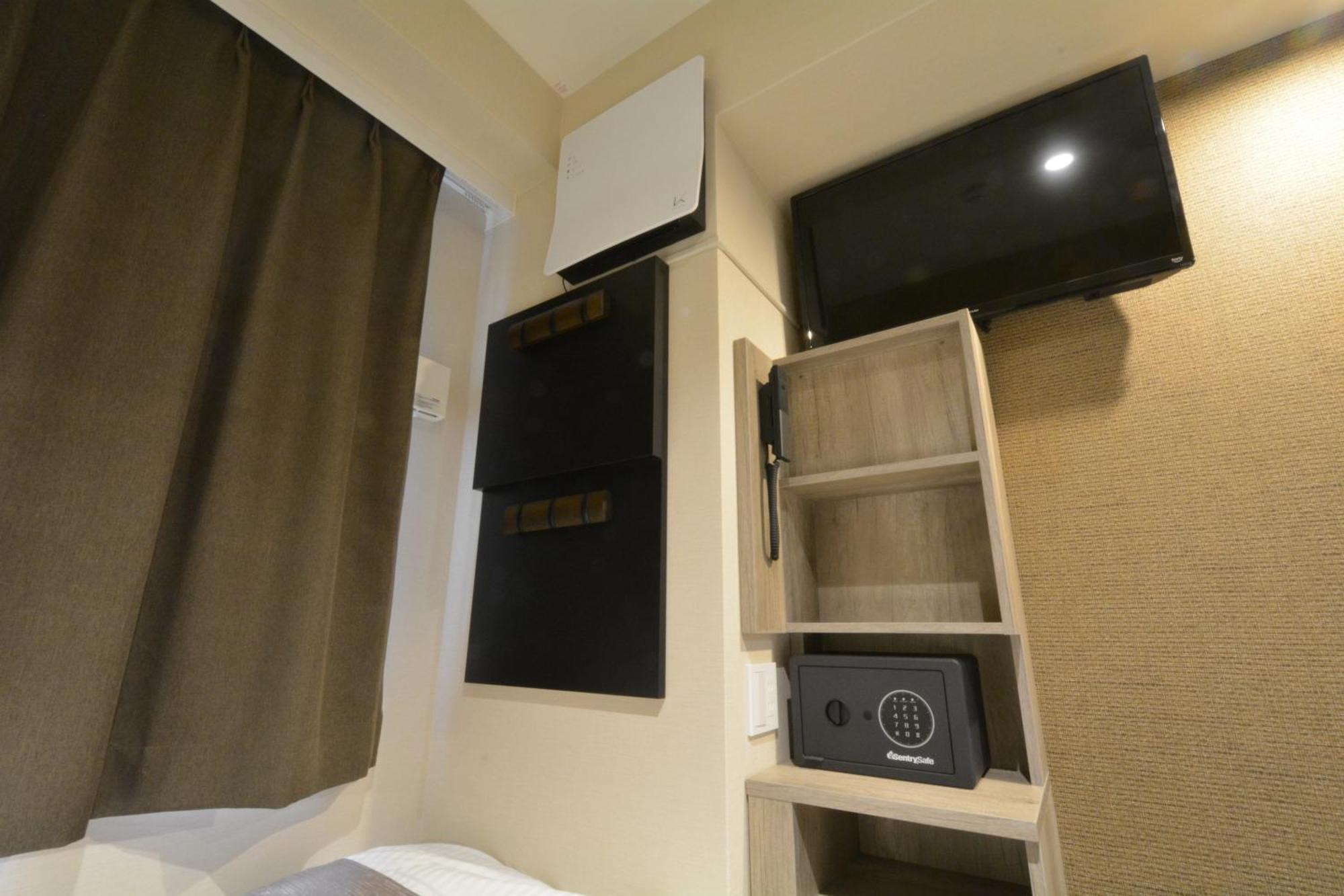 Sanrriott Shinsaibashi 3* โอซาก้า